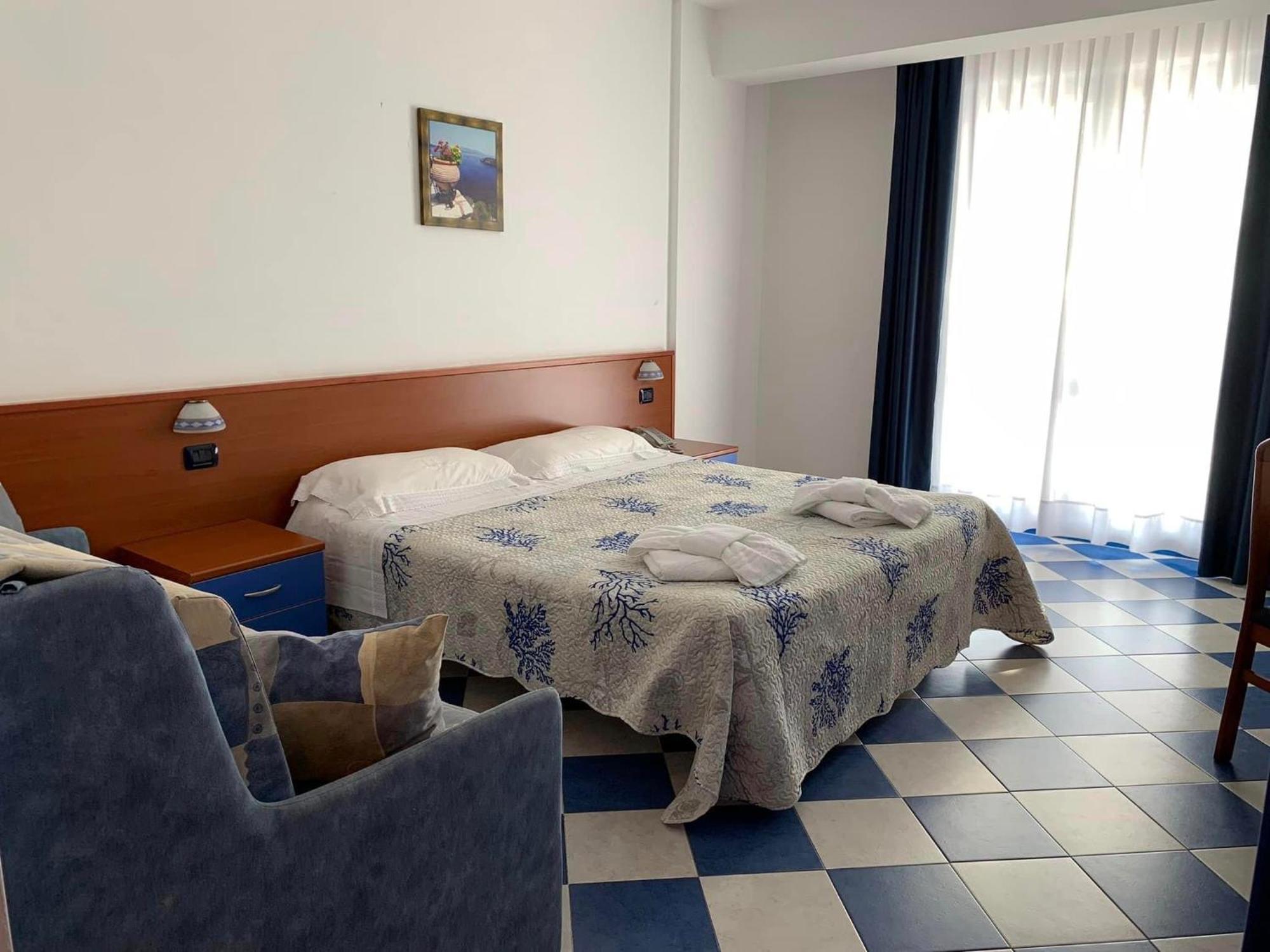 Hotel San Gaetano Гризолия Экстерьер фото